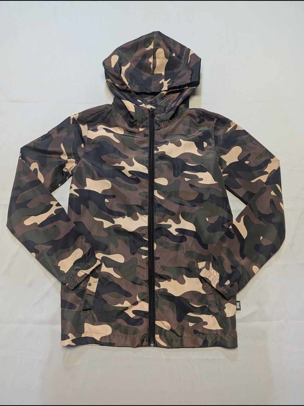 Beautiful Giant Jacket Youth Size S Outdoor Camo Hoodie Lightweight Windbreaker